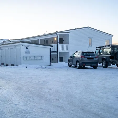 Leilighet With Free Indoor Parking *