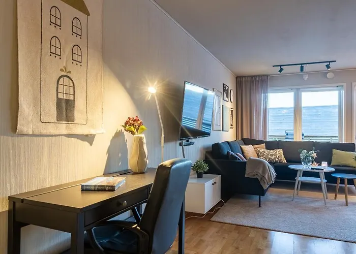 דירה With Free Indoor Parking טרומסה